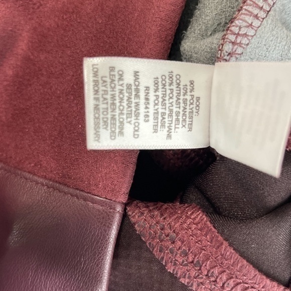 Red burgundy MIDI skirt - Picture 2 of 3